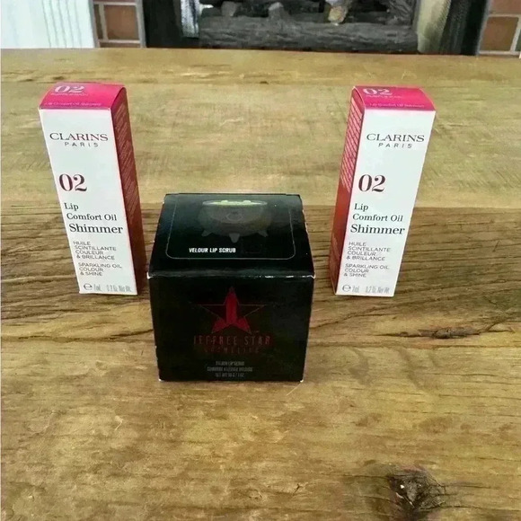 🚨BUNDLE🚨Jeffree Star Velour Lip Scrub & 2 Clarins Lip Comfort Oils!!! ~NEW! 💋 - Picture 1 of 7